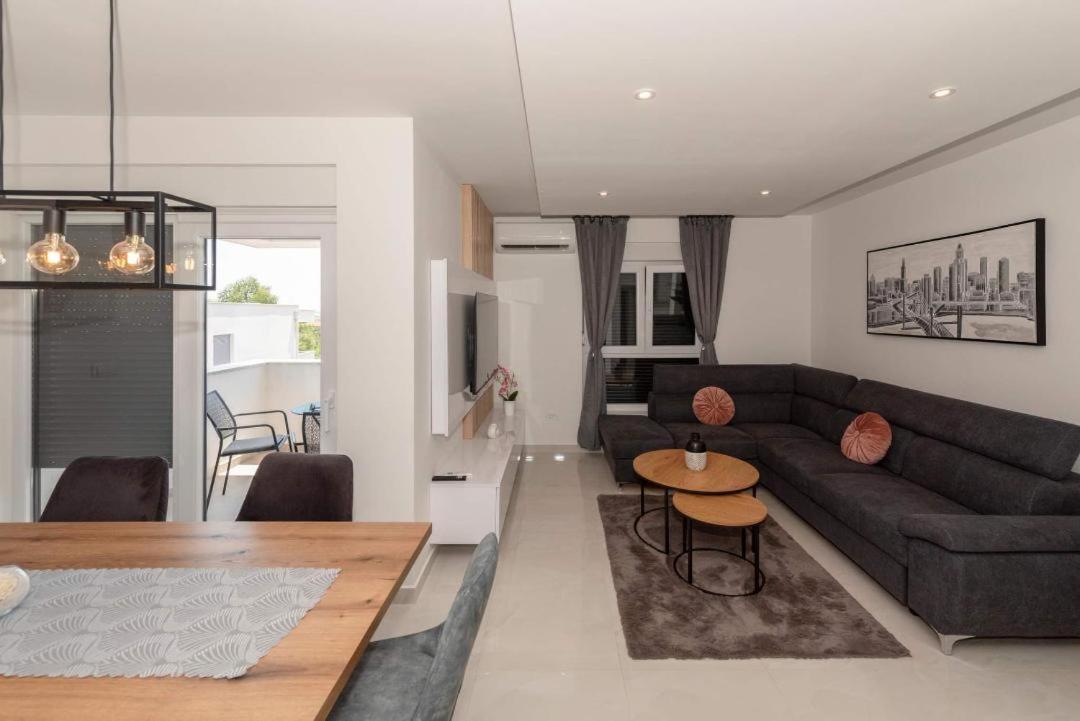 Penthouse Paola- Modern And Luxury Apartment In Zara Esterno foto